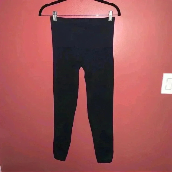 SPANX Navy Leggings - Picture 8 of 8